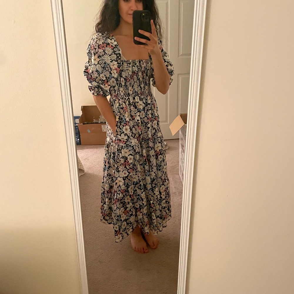 Rachel Parcell Midi Tiered and Smocked Dress with Puff Sleeve and Pockets
